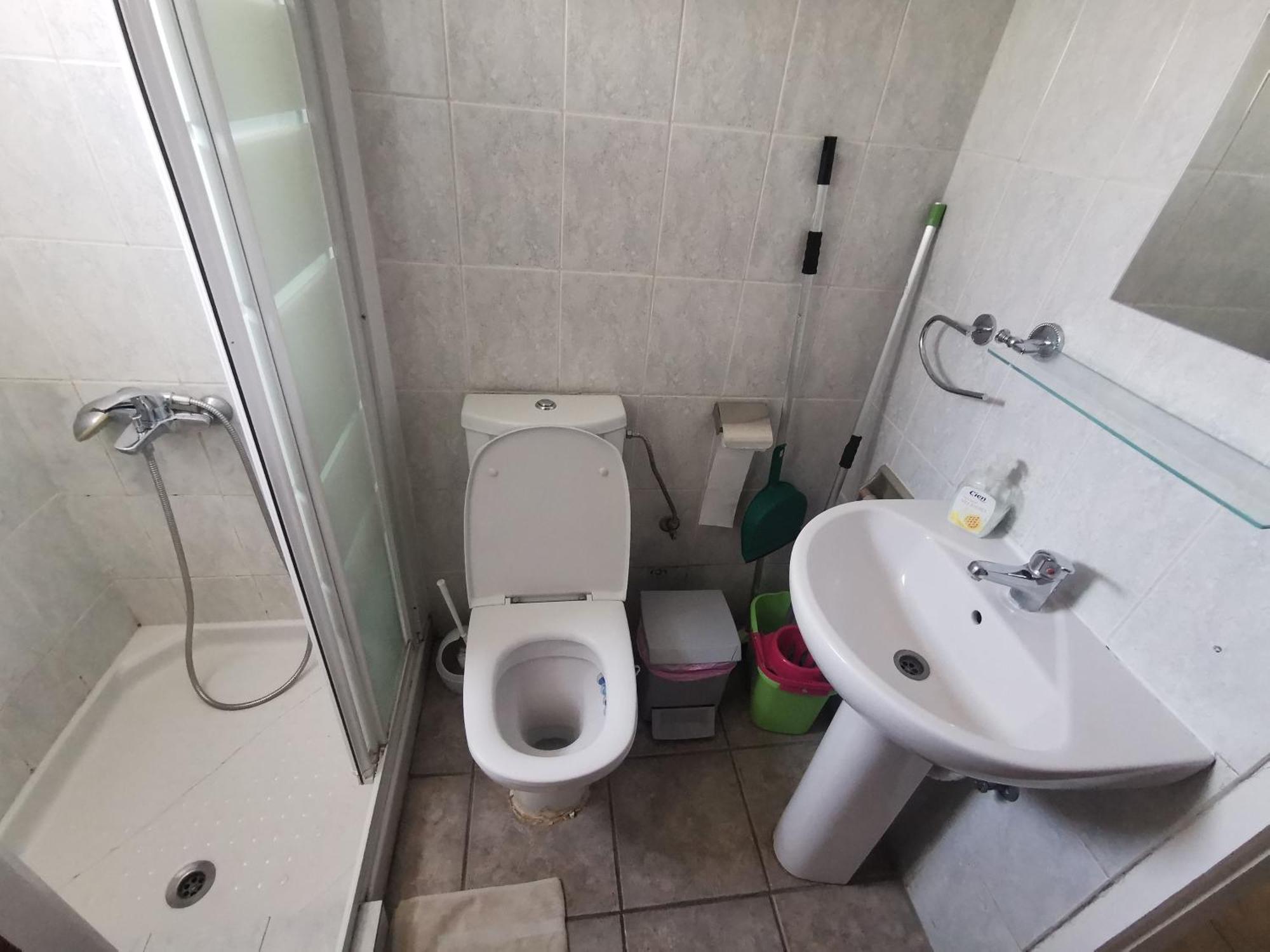 Strovolos Rooms Studios Lefkoşa Oda fotoğraf